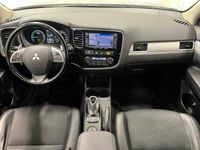 begagnad Mitsubishi Outlander P-HEV P-HEV 2.4 Hybrid 4WD CVT 203 hk