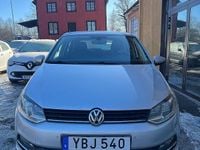 Begagnad VW Polo 90 HK (66 kW) 2015 Silver Halvkombi