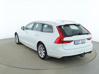 Begagnad Volvo V90 Momentum 192 HK (141 kW) 2019 Vit Kombi