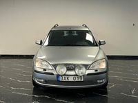 Begagnad Ford Mondeo 155 HK (114 kW) 2006 Silver Kombi