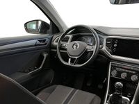 begagnad VW T-Roc TSI 110hk Drag Kamera Tonade Rutor