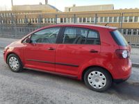 begagnad VW Golf Plus 1.6 Euro 4 automat nybesiktigad