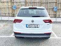 begagnad VW Tiguan 2.0 TDI SCR BlueMotion 4Motion Premium Eur