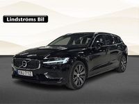 Begagnad Volvo V60 355 HK (261 kW) 2022 Svart Kombi