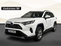 Begagnad Toyota RAV4 Hybrid Active 224 HK (164 kW) 2022 Vit SUV