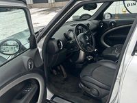 Begagnad Mini Cooper D Countryman 112 HK (82 kW) 2014 Silver med svart tak SUV