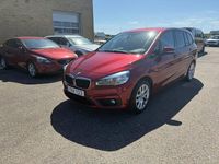 Begagnad BMW 218 Gran Tourer 150 HK (110 kW) 2017 Röd Minibuss