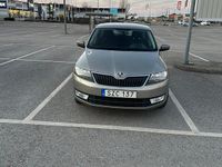 Begagnad Skoda Rapid 90 HK (66 kW) 2015 Ljusbrun Halvkombi