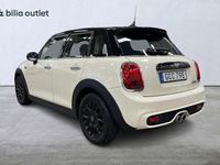 begagnad Mini Cooper S 5-dörrars 5-dörrars Pepper P-sensor Connected 2019 Vit