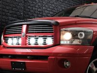 begagnad Dodge Ram Quad Cab 5.7 V8 HEMI 4x4 Bluetooth Drag 349hk