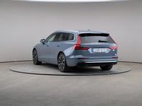 Begagnad Volvo V60 Core 253 HK (186 kW) 2022 Grå Kombi