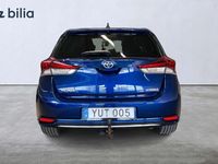 begagnad Toyota Auris 1.8 Elhybrid Intense Edition Krok