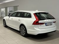 begagnad Volvo V90 D3e D3 Momentum Edition 2020 Vit