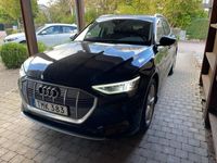 Begagnad Audi e-tron 300 kW (408 HK) 2022 SUV