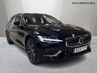 Begagnad Volvo V60 Inscription 344 HK (253 kW) 2022 Svart Kombi