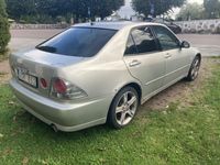 begagnad Lexus IS200 2.0