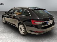 Begagnad Skoda Superb Style 156 HK (114 kW) 2023 Svart (black magic pärleffekt me) Kombi