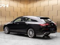 Begagnad Mercedes CLA250e Shooting Brake AMG line 160 HK (117 kW) 2023 Svart Kombi