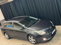 Begagnad Toyota Avensis 150 HK (110 kW) 2010 Kombi