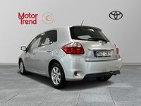 begagnad Toyota Auris 1.4 D-4D, Dragkrok, Manuell