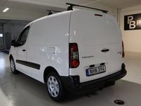 begagnad Peugeot Partner 1.6 BlueHDi DRAG VÄRMARE VHJUL TRE SITS INRE