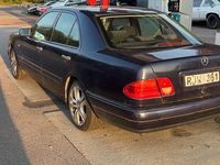 Begagnad Mercedes E200 136 HK (100 kW) 1999