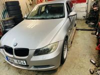 begagnad BMW 325 i Sedan NyBesiktigat Elstolar/Storaskärm