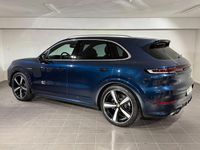 Begagnad Porsche Cayenne S E-Hybrid 520 HK (382 kW) 2025 Algarve blue metallic SUV