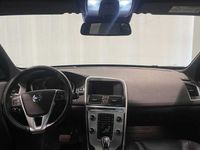 begagnad Volvo XC60 D4 AWD Momentum Ocean Race Pano Drag Navi Skinn 181hk