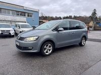 Begagnad VW Sharan 140 HK (102 kW) 2014 Grå Minibuss