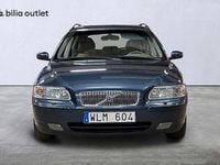 Begagnad Volvo V70 140 HK (102 kW) 2004 Blå Kombi