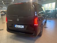 begagnad Mercedes e-Vito e-Vito BenzTourer 129 PRO ex. lång 9-SITS Lagerbil 2023, Transportbil