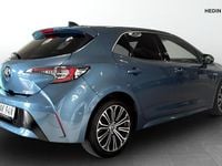 Begagnad Toyota Corolla Hybrid 122 HK (89 kW) 2019 Blå Halvkombi