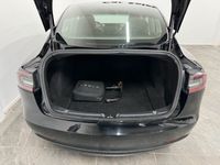 begagnad Tesla Model 3 Standard Range Plus Drag 2019, Halvkombi