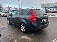 Begagnad Kia Ceed Sportswagon 128 HK (94 kW) 2010 Grå Kombi