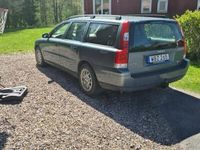 begagnad Volvo V70 2.4 Kinetic Euro 4