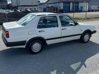 Begagnad VW Jetta 90 HK (66 kW) 1988 Vit Sedan