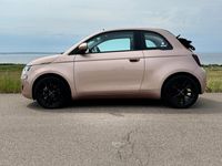 begagnad Fiat 500e 42 KWH CABRIOLET FULLY ELECTRIC ICON NAVI 17" RIAL