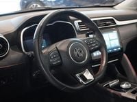 Begagnad MG ZS Luxury 114 kW (156 HK) 2022 Svart SUV
