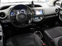 begagnad Toyota Yaris Hybrid e-CVT/Backkamera/Euro 6
