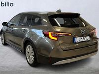 begagnad Toyota Corolla Verso Corolla TREK Hybrid 1,8 TOURING SPORTS SPI 2021, Kombi