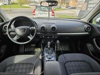 begagnad Audi A3 Sportback 1.6 TDI S Tronic Comfort Euro 6