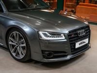 Begagnad Audi S8 plus 605 HK (444 kW) 2016 Grå Sedan