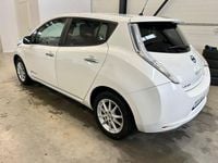 Begagnad Nissan Leaf 80 kW (109 HK) 2016 Vit Halvkombi