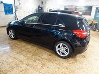 begagnad Mercedes A180 CDI 7G-DCT Automat Ny Servad 109hk