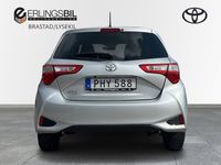 begagnad Toyota Yaris 5-D STYLE 1.5 MANUELL 111HK V-HJUL TKG