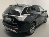 begagnad Mitsubishi Outlander P-HEV 2.0 4WD 2015, SUV