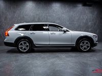 begagnad Volvo V90 CC D5 AWD Momentum Plus D-Värm Drag