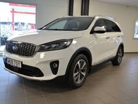 begagnad Kia Sorento 2.2 CRDi AWD AUTO Euro 6 7-sits 200hk NYSERVAD