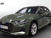 Begagnad Audi A3 Advanced Plus 150 HK (110 kW) 2025 Distriktgrön metallic Sedan
